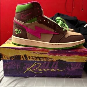 High-Top Sneaker in Brown, Pink & Green